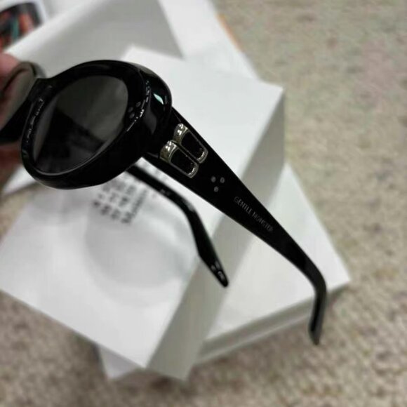 685 NWT GENTLE MONSTER Void 01 Black Sunglasses - Picture 2 of 7